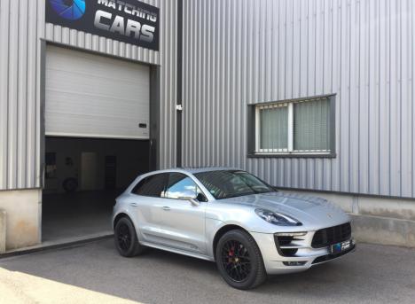 PORSCHE MACAN GTS