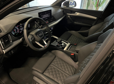 Q5 SPORTBACK SLINE NOIR MYTHIQUE
