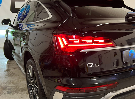 Q5 SPORTBACK SLINE NOIR MYTHIQUE