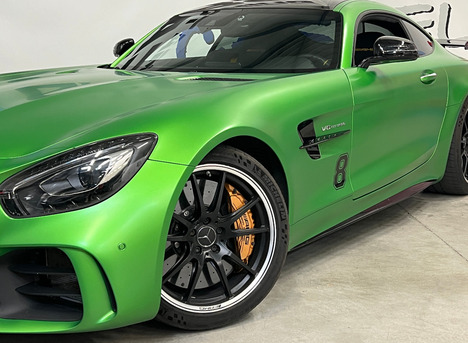 AMG GT-R