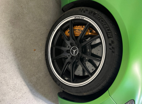 AMG GT-R