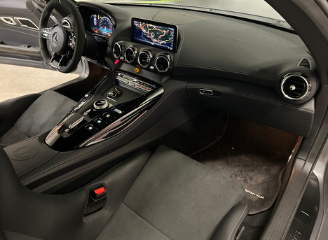 AMG GT-R PRO