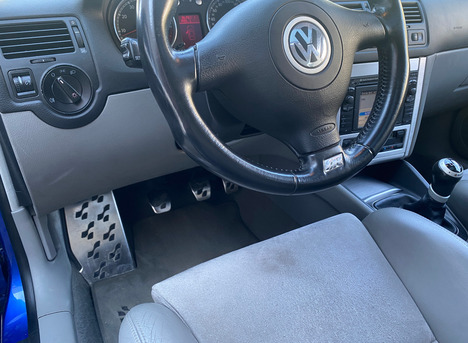 R32