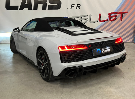 R8 SPYDER