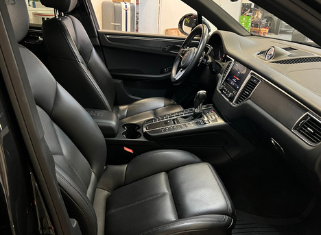 MACAN GTS