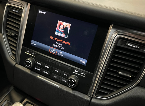 MACAN GTS