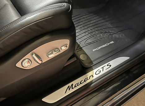 MACAN GTS