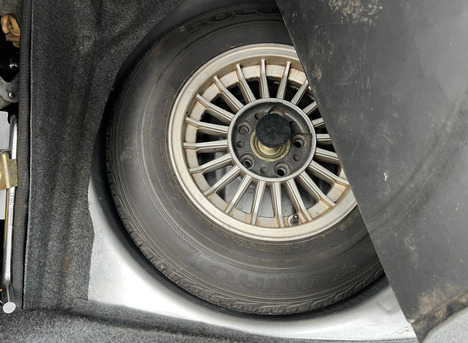 SERIE 5 E28