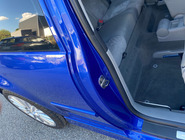 R32