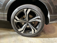 Q3 SPORTBACK S-LINE