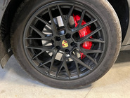 MACAN GTS