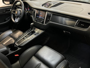 MACAN GTS