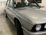 SERIE 5 E28