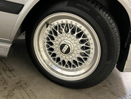 SERIE 5 E28
