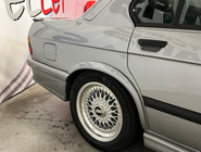 SERIE 5 E28
